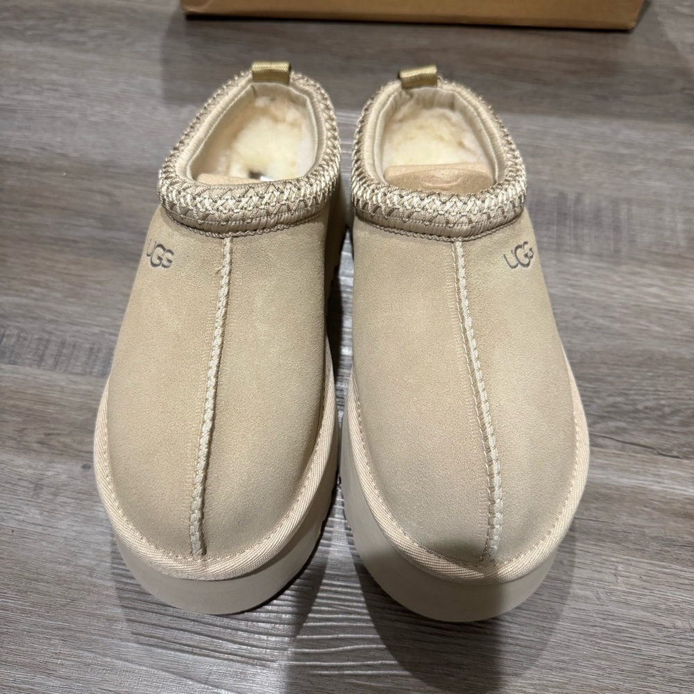 UGG Tazman Platform Slip On Mule Slippers in Mustard Seed - Picture 3 of 14